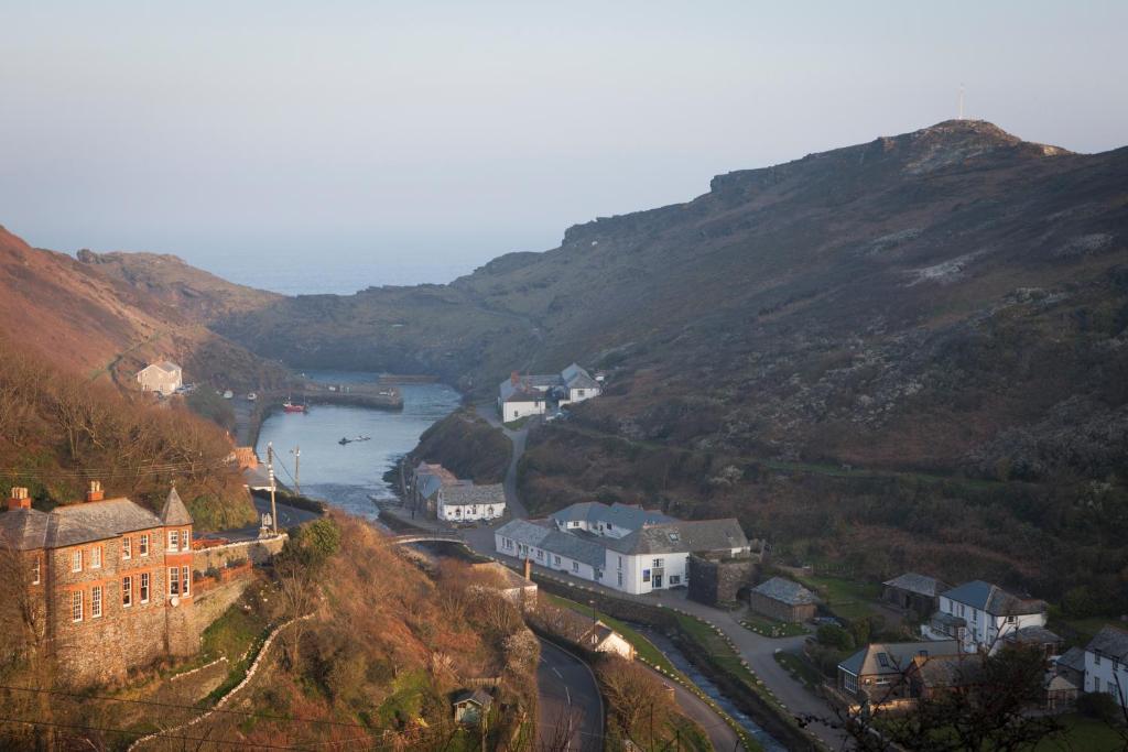 The Wellington Hotel Boscastle Exterior photo